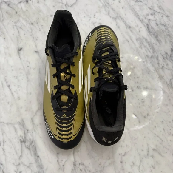 EXCELLENT Adidas Messi F50 Women’s Black and Gold Soccer Cleats Shoes - Picture 3 of 7